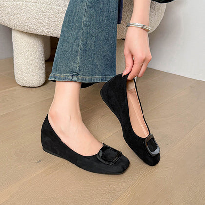 TAOMENGSI Women's Round-Toe Buckle Suede Flats pair view