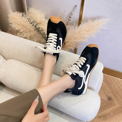 Women's 5cm Hidden-Wedge Wide-Toe Lace-Up Sneakers – product view 3