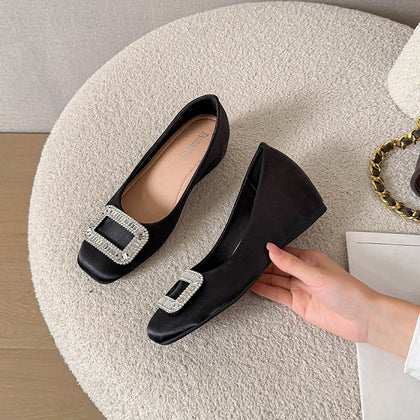 TAOMENGSI Women's Elegant Suede Commuter Flats pair view