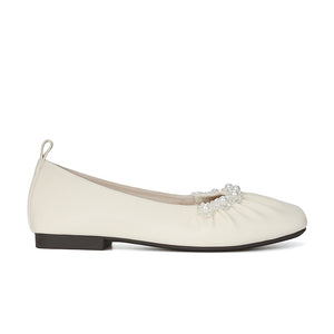 TAOMENGSI Women's Square-Toe Pearl Soft-Sole Flats front angle view