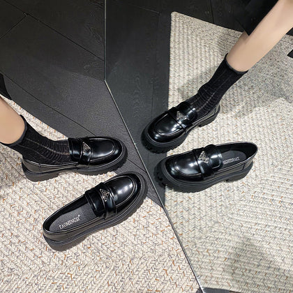 Women's Round-Toe Platform Leather Loafers – product view 3