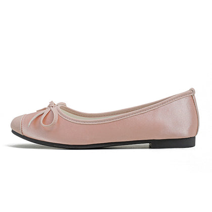 TAOMENGSI Women's Square-Toe Bow Chunky Heel Pumps front angle view