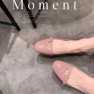 TAOMENGSI Women's Round-Toe Patent Strap Commuter Flats product photo