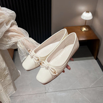 Women's Pearl-Bow Soft-Sole Ballet Flats – product view 2