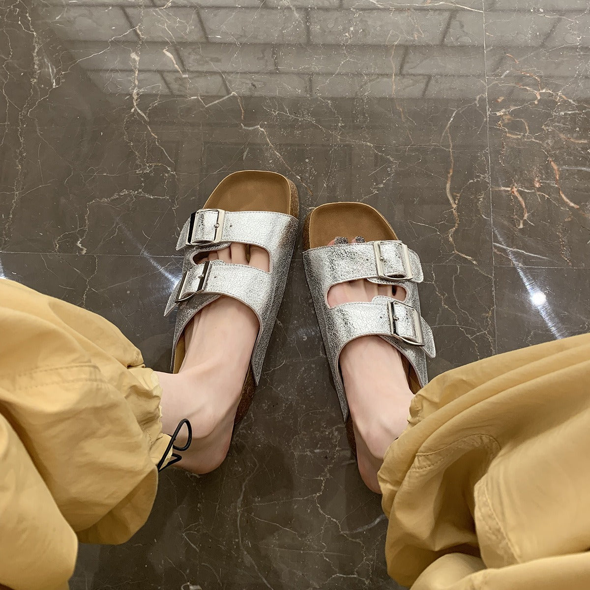 TAOMENGSI Women's Retro Buckle Thick-Sole Sandals product photo
