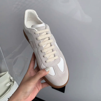 Women's Vintage Leather Low-Top Trainer Sneakers – product view 2