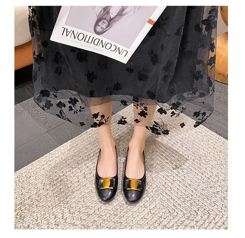 Women's Colorblock Bow Chunky Heel Pumps detail image 8