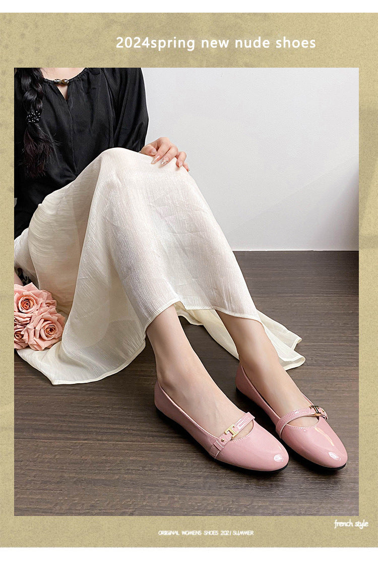 Damen-Pendler-Ballerinas mit runder Spitze und Lackriemen Detailbild 1
